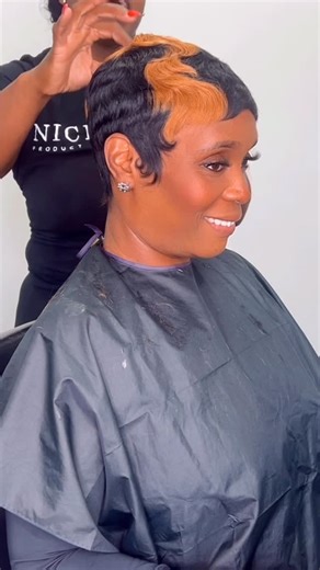 Ekeena Majors| Short Weave Expert✂️ on Instagram: "YES IT’S A WIG! My girl @iamtia_kidd sent me a pic like “let’s try it” Usually we only place “The Splash” in the front but putting a spin on it by tracking it down to the neckline was fun! ##keena360 #pixie #pixiecut #educator #beautypro #mobhair #cutlife #masterstylist #modernsalon #behindthechair #hairstylists #atlanta #empirebeauty"