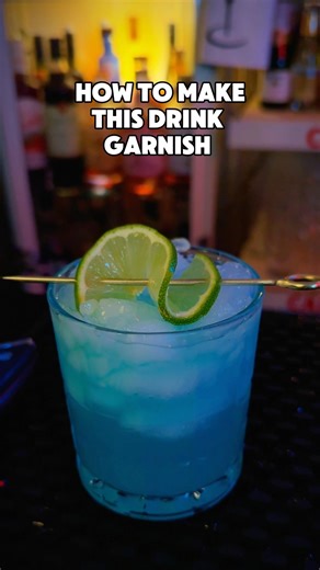 How to make this simple yet elegant drink garnish #bartender #mixology #howto #tutorial #cocktail