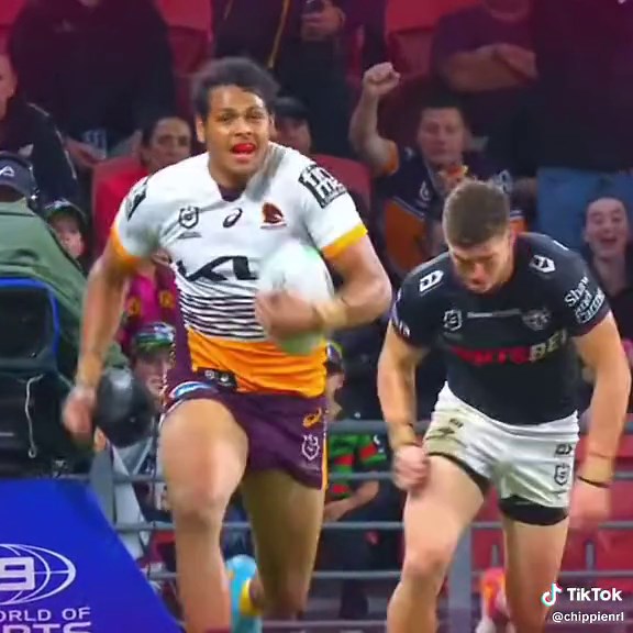 The Flying Cob: Selwyn Cobbo Highlights