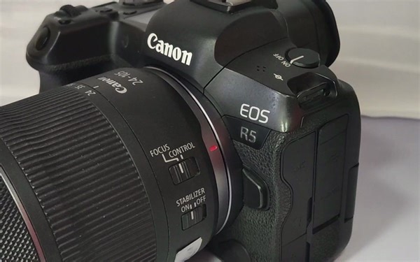 EOS R5 拍照与摄像一键切换