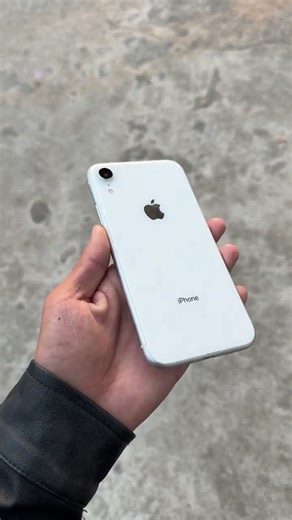 iPhone XR Used Price in 2025 – Smart Deal or Trap? 💸