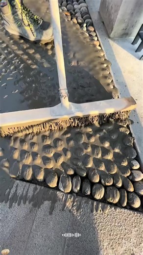 How to Lay Cobblestone Roads and Pebble Pathways