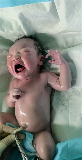 Early Care That Helps Welcome Baby Safely #firstcry #newbornbaby