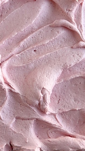 22K views · 99 reactions | Raspberry buttercream frosting was the perfect pairing to my raspberry cupcakes, but it can be used for so many cake or cupcake flavors! Try it with chocolate, lemon, vanilla or white almond cake or cupcakes for the perfect berrylicious buttercream! Find the recipe on cakemehometonight.com! #raspberry #buttercream #buttercreamfrosting | Cake Me Home Tonight | Facebook