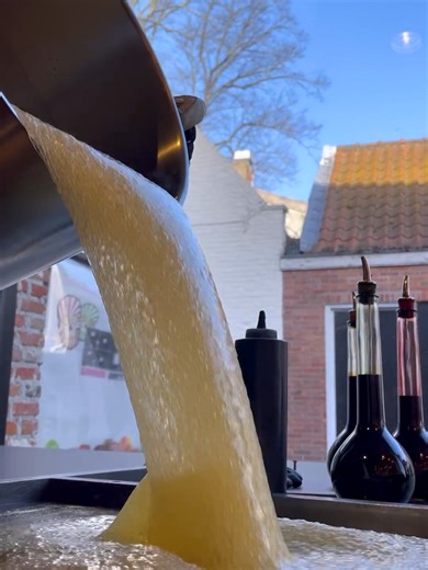 48K views · 784 reactions | Easterbunny Candy | Rocks & Rolls Candy | Facebook