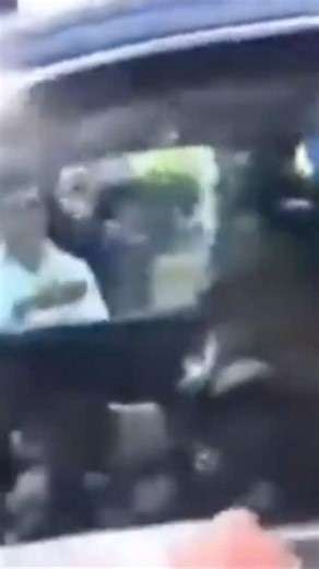 This is how they yell at López Obrador