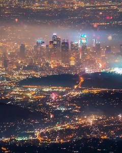 18K views · 309 reactions | SERIOUS FIREWORKS. Awesome timelapse of all the fireworks celebrations over Los Angeles last night. #HNY #HappyNewYear #NewYearFireworks (via Neo Humanity) | Josh Benson | Facebook