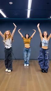 105K views · 5.8K reactions | MEOVV Anna & Ella "Hands Up" dance challenge w/ MOMO - Nayeoncé Knowles | Everything TWICE | Facebook