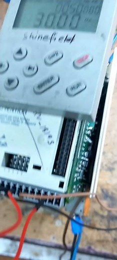 ## lenze 8200 series run on terminal mode .##