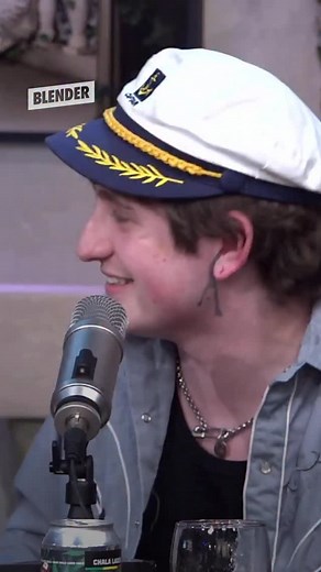 433K views · 2.8K reactions | El dedo y el streamer. #HayAlgoAhí | Esto es Blender | Facebook