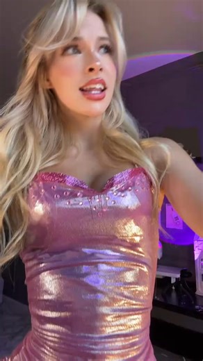 10K views · 548 reactions | I need help finding the perfect shoes to wear with this dress #barbiemovies #halloweencostume #costumeideas #barbie #barbiefashion | DoraDane | Facebook