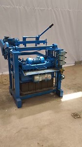 #brick #brickbreaker #brickmakingmachine #cementbrick #hollowbrick #buildingbricks#brickmakingmachinery | Banrong Brick Making Machine