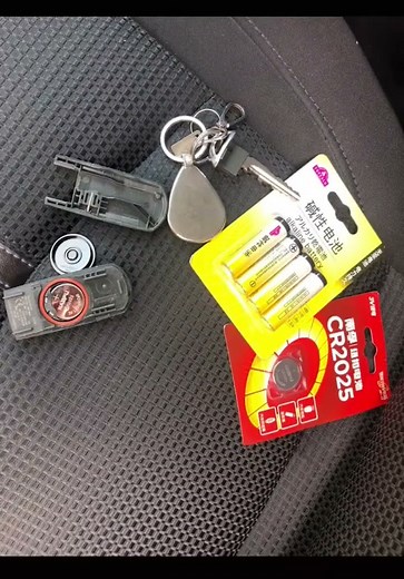 Mazda cx5,fault code B13D3:16-8A,PATS Transmitter,key remote battery issue #mazda #diy #key #remote