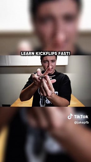How to Kickflip on a Fingerboard – Complete Tutorial