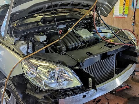 Mercedes B Class air conditioning leak & condenser replacement.