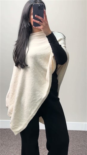 Stylish Poncho Outfits for Modest Fashion