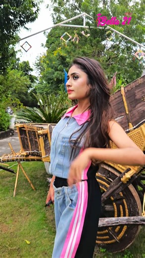 Bella 21 on Instagram: "🍷🍾🍹”Taking on the world, one city at a time”⛲️🍹 Bella 21 is the prettiest fashion studio in Udaipur for shopping women’s western wear! 💃🏻 Model : Muskaan, height 5’2” wearing S size - [ ] Book your outfit now 🌹 - [ ] Ready to wear - [ ] Customization possible for sizes. 🛍️ DM FOR FURTHER INFORMATION ☎️ 9870101639 📍100 Feet Road, Mali Colony Opp Hanuman ji Temple Udaipur [Tags:- western dresses, women dresses, partywear dresses, dresses, styling, feminine urge, ou