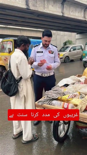 Traffic Police new Uniform Traffic Police in full action Traffic Police Lahore action video