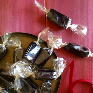 Buttery Black Licorice Caramels