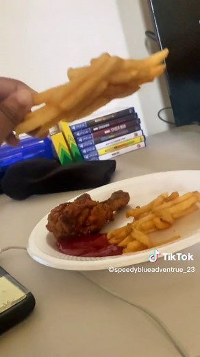 Speedy Blue hedgehog/Sonic on TikTok