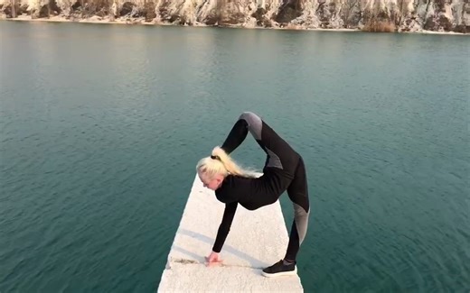 Contortion trainingBest Gymnastics