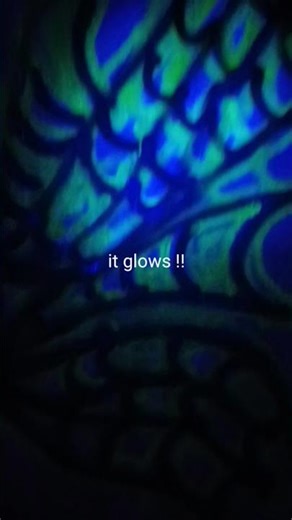 [Butterfly Wing] with Neon Spray paint in UV light /red light. #art #spraypaint #wings