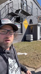 Bumps in Clintonville, WI #vlog #divebar #Billiards #wiscodivebars #Wisconsin #Packers #bartender #friendlyᥫᩣシ #tavernleagueofwi | Wisco Dive Bars