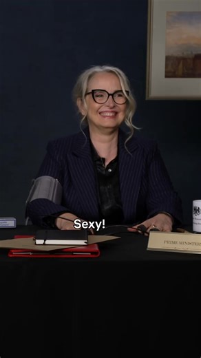 @netflixuk are you sitting comfortably? our heads of state @suranne_jones and @delpy.julie take a lie detector test for Hostage, now playing on Netflix 🤥 | Gentleman Jack Fans