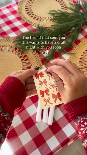 These DIY holiday candles are the sweetest cozy touch 🕯✨ I added tiny velvet bows and they turned out so magical! Perfect for a gift or your kitchen counter! What do you think? More bow ideas ? 🎀 #cozyvibes #diyholidaydecor #holidaycrafts #holidaycraft #holidaydiy #christmasdiy DIY Christmas candle idea, easy holiday decor, holiday idea, holiday diy idea, holiday decorating | Kelly Ann Schwartz