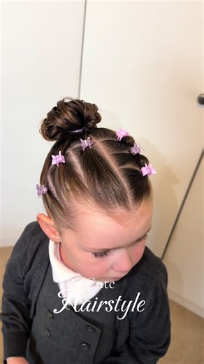 Cute and easy hairstyle, looks soooo good as well and even better Roth the butterfly clips🦋💜✨ #toddlerhairstyles #girlshairstyle #cutehairstyles #hairstyleinspo #easyhairstyles