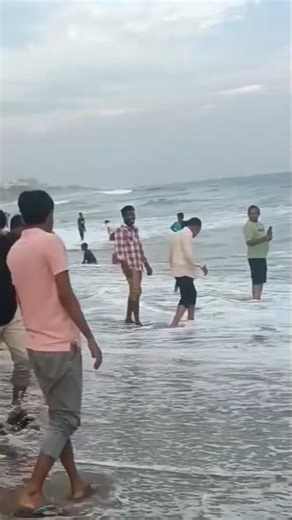 RK beach vizag#shorts#youtubeshorts#travel #vizag#beautiful#waves