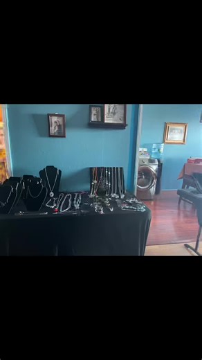 I’m selling it jewelry paparazzi inbox me and I’ll give you all the information