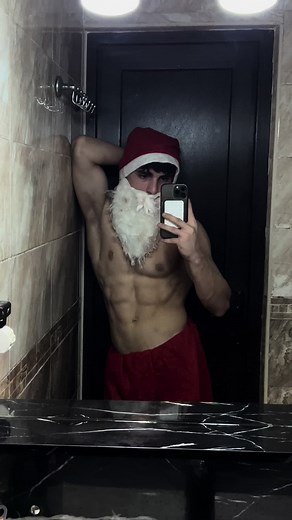 Muscular santa claus (main:@Orhan👻) #gym #fyp #gymmotivation #santa #newyear #christmas