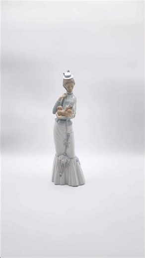 Lladró Large Retired Porcelain Figurine “A Walk With the Dog