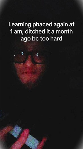 Mb on camera quality and angle can barely see shit but wtv #phaced #cardistry #practice #magic #fyp