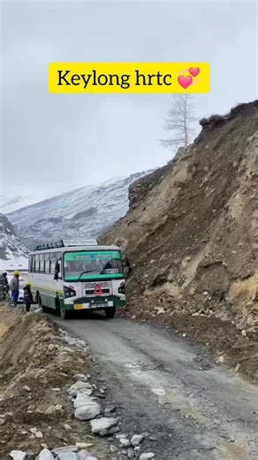 Hrtc keylong Bus service 😍 Lifeline of Himachal Pradesh 📍 HRTC mehkama 🤟🏻 #himalayanvlogs #trending #travelphotography #trending #explorepage #hrtc_rocks_himalyan_routes_full_on_danger_still_chilling😍✌️🚌🚌🚌 #popular #viral | Himalayan Vlogs