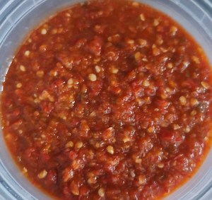 Easy Homemade Cayenne Pepper Hot Sauce Recipe – Fresh, Spicy & Flavorful