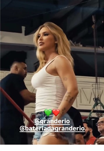 Coisa linda 🤩 #virginia #fy #carnaval #viral