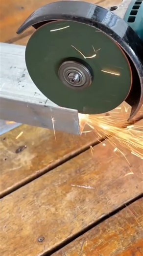 iron cutting process using a grinder