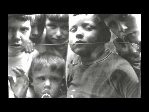 Glasgow Toonheid, tenements and manky weans