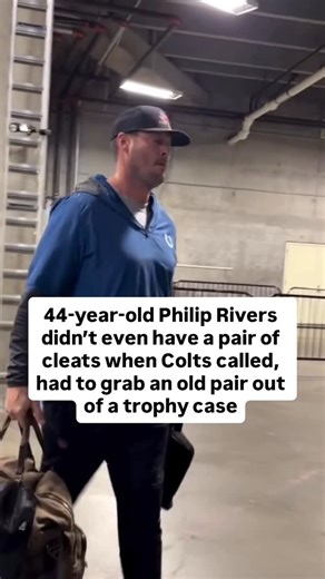 Rachel Nichols | Sports Reporter & Host | NBA, NFL, NHL on Instagram: "Hey, grandpas don’t always have cleats around, okay? 😂 Fun reporting from @JayGlazer as 44-year-old Philip Rivers is making his first start in nearly five years. 🎥 @colts"