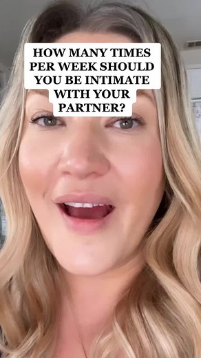 How can i help? Ask me anything. #intimacycoach #intimacycoachtiktok #marriagegoals #marriageadviceforwomen #relationshipadvice