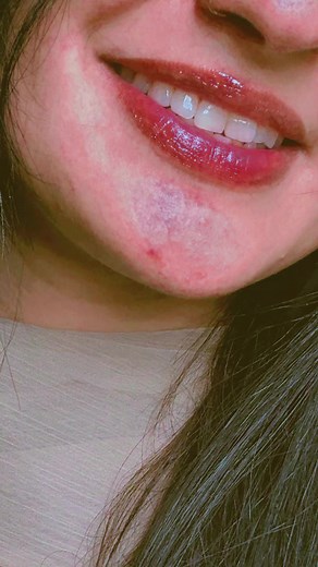 Glossy Red Lipstick Tutorial for Beginners