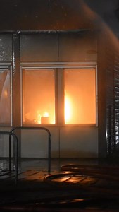 Grote brand bij IKC. Meer op 112nederland.nl | 112 Nederland