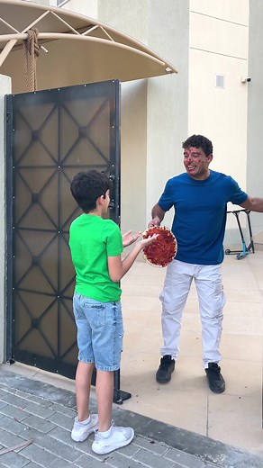 Special Pizza Delivery by Jason Vlogs