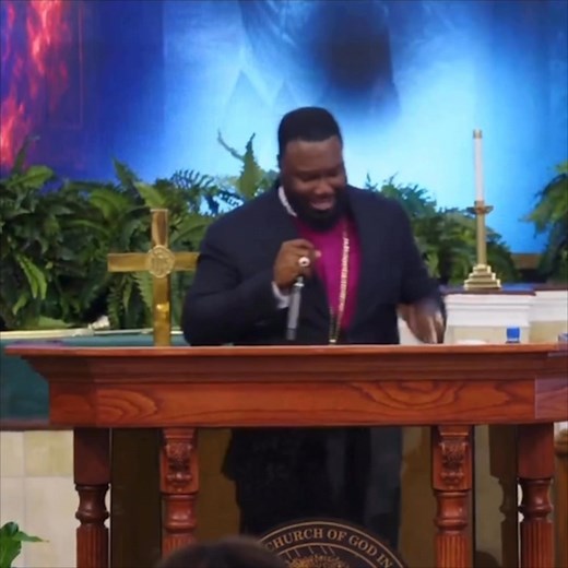 Yesterday right in the middle of his whoop, Bishop Michael B. Golden Jr. went into “I love Jesus!” A wave of Glory swept through the church and had us in a chokehold! Bishop started dancing and we all know…. Whenever the Bishop Dance, EVERYBODY DANCE!!!! This is Greater Emmanuel Temple Cogic and this is how Sunday morning Church is supposed to look!🙌🏼🙌🏼🔥🔥🔥 #ChiefLevite #JonB #bishopgolden #getcogic #SundayMorningChurch #praisebreak #churchlife | Jonathan L. Brown