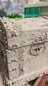 4.7K views · 60 reactions | Who’s sooo ready to pick THIS off?路‍♀️ Here’s Miss Petunia, the chippy monkey, doing her thang! Tonight over on YouTube (in about 15 mins), I’m going to show you a cool trick that gets her to act up over painted surfaces every single time! Come find me here for a late night fun paint tutorial! (And let the chippy paint parts fly!) https://www.youtube.com/channel/UCNuXijRZxH5N0r65Fv-qi0w | Junk Monkey Sonia | Facebook