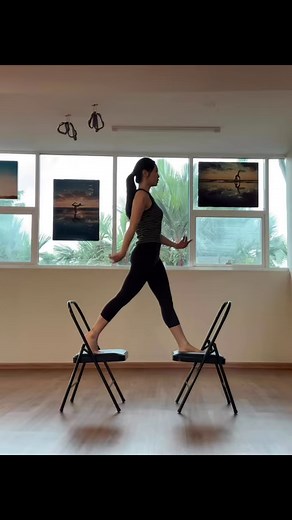 Antigravity yoga #yoga #myanmar #yogaland #yogamyanmar #yogateacher #yogatrainer #yogapractitioner #antigravityyoga | Hnin Ei Phyu