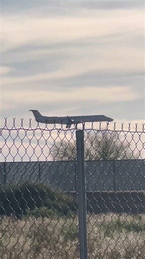 ￼ Plane spotting at Phoenix, Arizona ￼