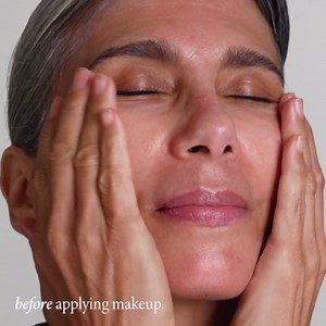 LAURA GELLER NEW YORK Spackle Skin Perfecting Primer Broad Spectrum Sunscreen SPF 30 - Primer for Face Before Makeup with Sun Protection for a Dewy Glow